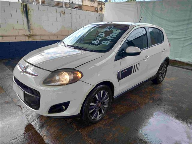 FIAT PALIO SPORTING 1.6 ANO 2015/2016